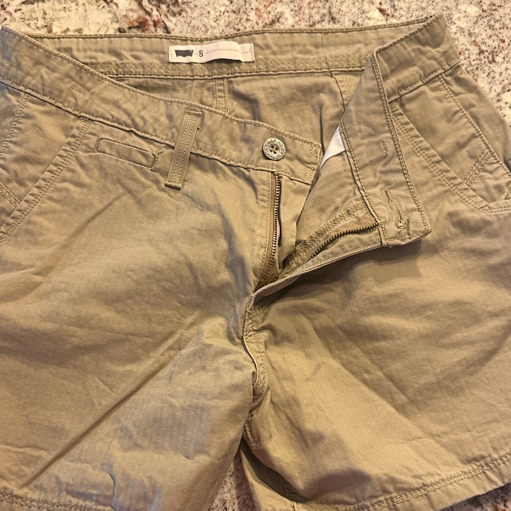 Women's Levi Tan Shorts